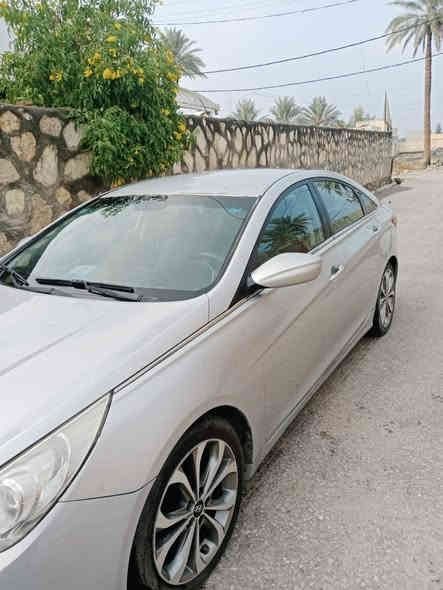 السلام عليكم شباب سوناتا 2013وارد امريكي حادثه جاملغ وبنيد ودعاميه الكدام مبدله السياره مكينه نضيفه وبسمي مداور ثاني يوم ترايك وين ماتريد مامتعوبه وسو.نار موجود مرفق بلمنشور مال بيت استخدام شخصي فقط السعر 118وبيه مجال للشراي خابر وتدلل ‏‪0789 110 6513‬‏ ابو عبدالله
