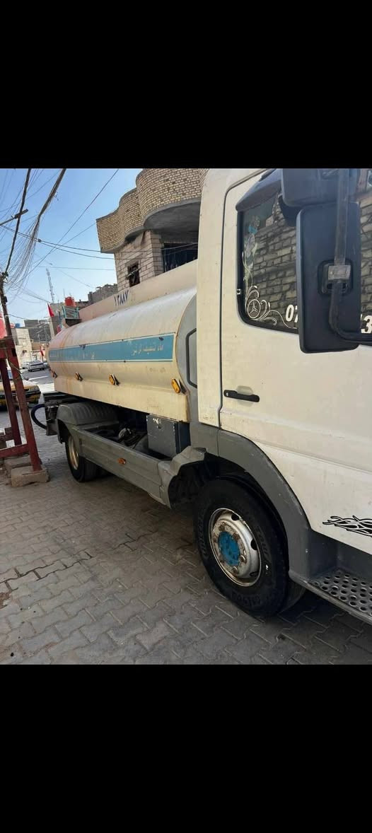 تانكر اتيكو للبيع موديل 2002 تبريد بلادي سعر 118 مجال قليل شرط تحويل عنوان بصره ***********
