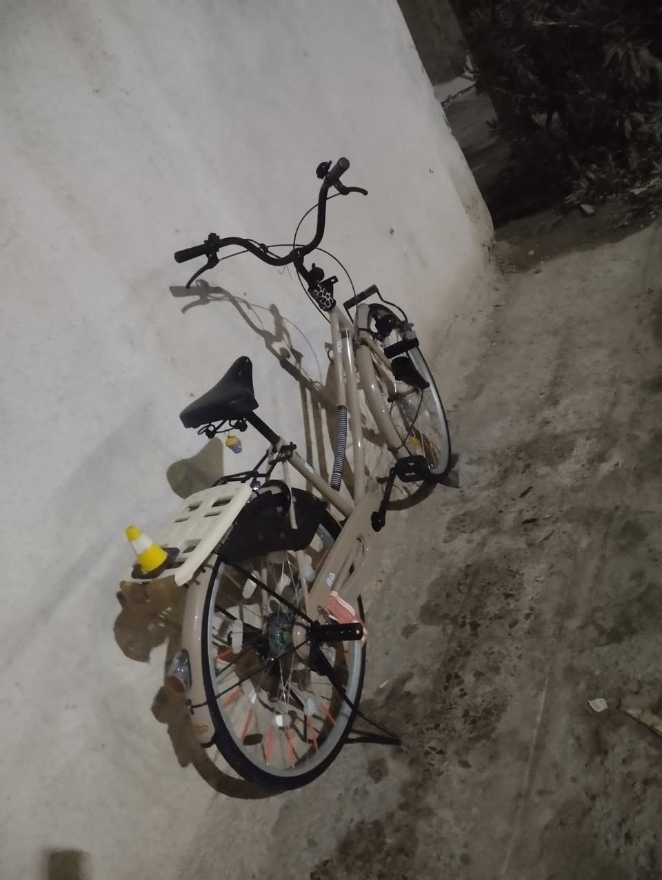 السلام عليكم بايسكل للبيع موديل 2022 اصلي السعر خاص


**إذا كنت صاحب هذا الإعلان وتريد حذفه لأي سبب، رجاءا أرسل رسالة إلى الدعم الفني**