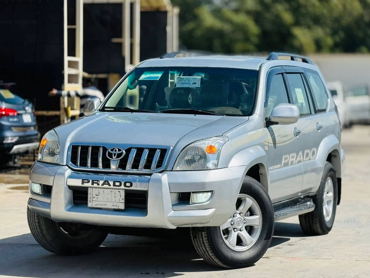 السلام عليكم للبيع برادو 2007 مستعجل السعر 139 بلاش كويتي فوول مواصفات  كفاله من عده قطعه سته سلندر  7  راكب  دبل تانكي سبير تعليك    كشنات جلد  كهرباء ثلاثا قطع تبريد بيانو   كير مكينه شرط جديد  صدر أمامي خلفي تخم تاير تبريد كله جديد السياره جديده وبلعافيه ع الي ياخذها مكان 
السياره بابل  
رقم واسط مشروع وطني تحويل مباشر 
الستفسار  ***********
