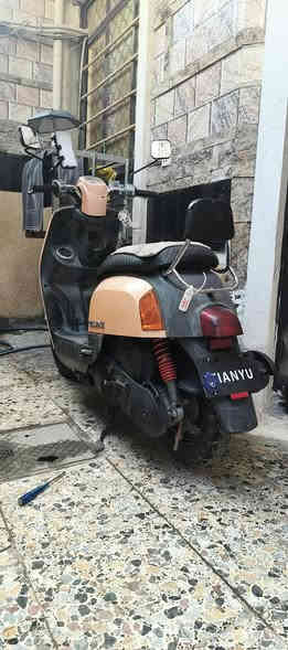 سلام عليكم ورحمة الله وبركاته 
  دراجه بوليس جديده مكينه ابلاديه ممفتوحه كفرات بلادي ختم واحد دراجه مال رمبه صالنصه بلادي الكهربائيات كله كشغاله لايت عالي وناصي اوياله بلادي تايرات جديده دراجه كله نظيفه السعر 900 وبيه مجال حك جيه مكان بغداد زعفرانيه رقم الهاتف ‏‪***********‬‏ للستفسار
