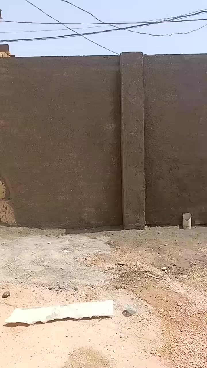 خلفه بناء ولبخ وتطبيك متفرغ حاليآ شرط النظافة والعدالة رقم ***********
