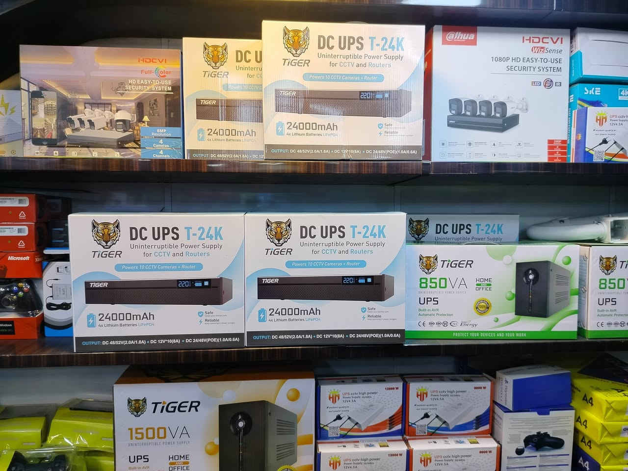 السلام عليكم
حبيت أعرفكم على مكتبنا الغدير للحاسبات الموجود بـ الشرطة الرابعة — قرب مكتبة المولى ، في كل اللي يخص الكمبيوتر والأجهزة:
صيانة لابتوب وكمبيوتر مكتبي (فحص ،صيانه، تبديل قطع، تنظيف داخلي).
فورمات وتنصيب أنظمة تشغيل: Windows / macOS / ChromeOS.
تنصيب برامج: Office، AutoCAD، 3ds Max، Revit، Lumion وغيرها.

صيانة الطابعات: إصلاح، تعريف، تنظيف، وطباعة فواتير.

كاميرات المراقبة (XVR/NVR):  ضبط، وصيانة.

استعادة الملفات المحذوفة وبرامج النسخ الاحتياطي.

 أجهزة الألعاب (PS5/PS4): سوفت وير وحل مشاكلة

ليش تختاروننا؟
شغل سريع وشفافية بالأسعار.
أدوات أصلية وخبرة عملية سنين.
توثيق العمل .
📸 شوفوا الصور المرفقة لبعض الأجهزة والخدمات اللي سويناها.
📞 للحجز أو الاستفسار ابعثوا رسالة على واتساب:
***********
***********
