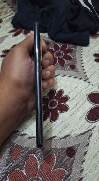 للبيع هونر x9b 5G
السعر 235او بي مجال حك الجيه 
مكاني كربلاء الحسينيه 
هاتف ***********
