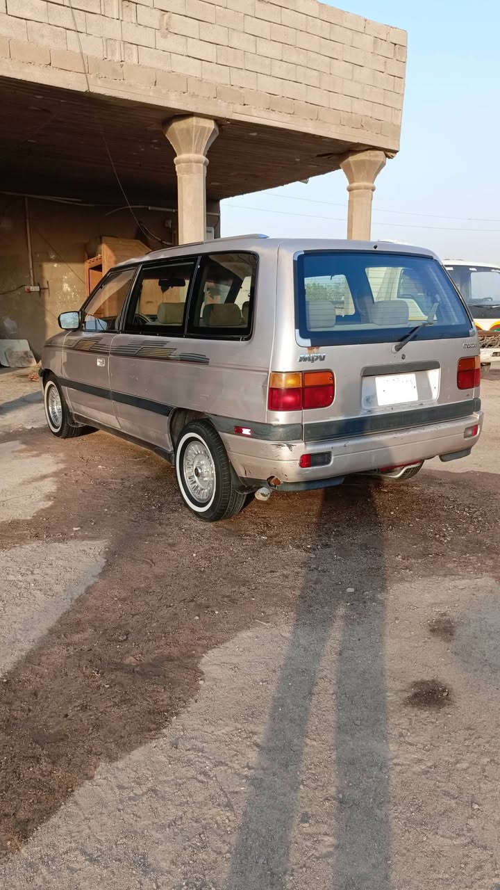 السلام عليكم للبيع مازدة MPV ياباني مديل 1993 سبعة راكب محرك 6 سلندر كير تعليك تبريد شغال رقم بغداد تحويل ثاني يوم السعر 35 وبيهة مجال الاستفسار الاتصال علة صاحب السيارة (***********)
