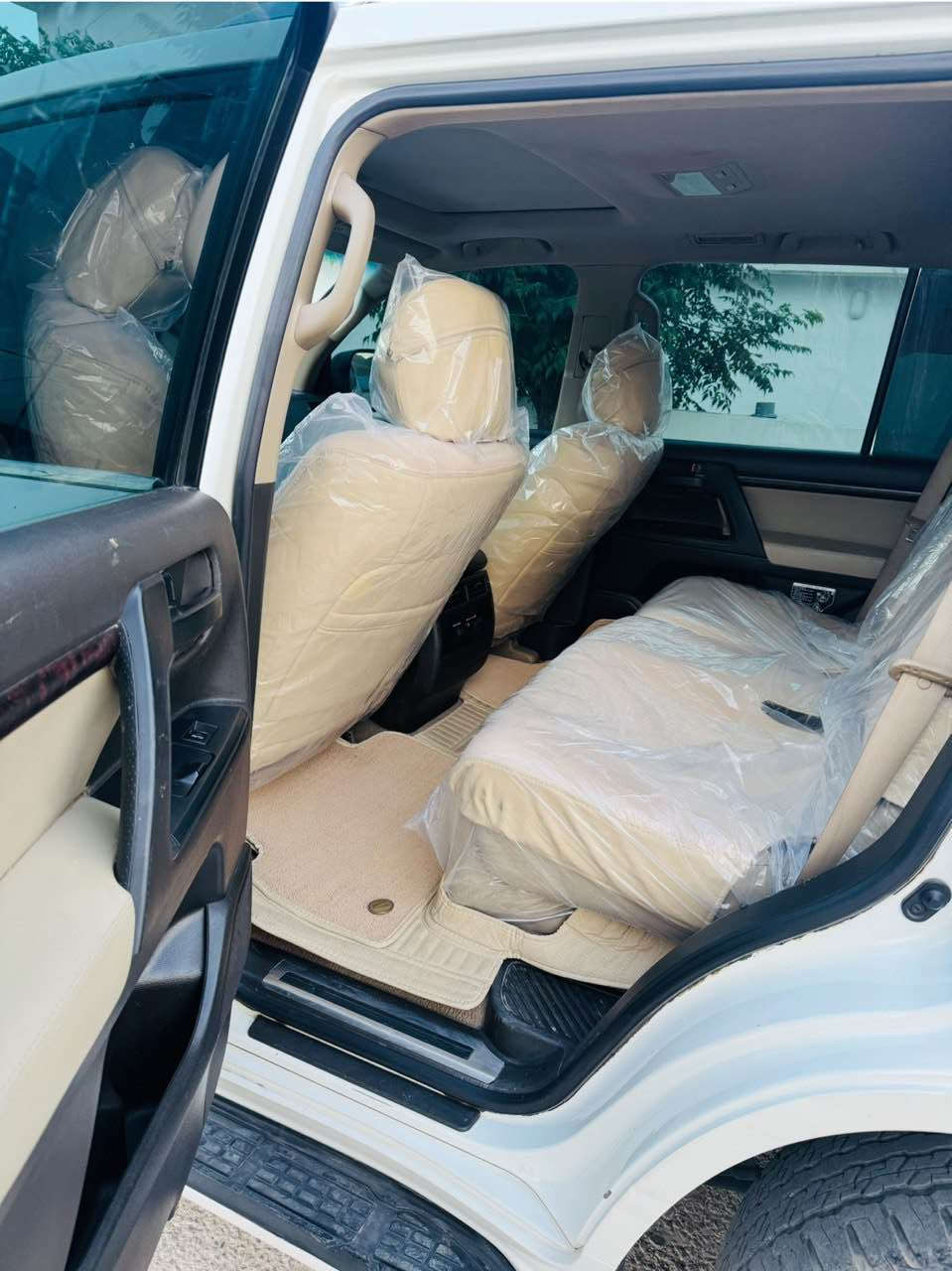 وةنةوشة 2009  GXR   
 ناو زةرد دةرةجة يةك 
فول فول مواسةفات  
  شةخال حةريق ژئر پئ 
   ئاوئنة گراج  لايت 
بريند و نةوي 
بةخاخي  لايت 
سلايت  تؤماتيك 
گوشين شامو  
 سوكات فؤليؤم 
 جام كارةبا جام ئؤتؤ  
سةلاجة تةبريد مةرةكزي  
  شاشة تةلةبزؤن  
  پئش و پشت كاميرة و حةساس 
زؤر مواسةفاتري تر   
132 هةزار رؤويشتوة   
  گئر و مةكينةي بةشةرت   
رةقةم و  سةنةوي نوئية بة ناوي خومة   
بؤياخ نية لئدراويشي نية بةشةرت 
 دةحامي لو دةحامي بةشةرتة    
زمارةي خاوةنةكةي 
تةلةفون بؤ ساحئبي بكةن  
سةحر 283
***********
*********** أربيل, العراق
