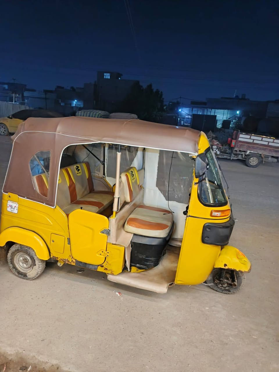 سلام عليكم شباب تكتك موديل 21 شهر 6 رقم وسنويه بغداد تحويل ثاني يوم كلشي موضح بي بارد بل لغد  مابيها سعرها 6900 بيه مجال مكاني سبع قصور يم المركز ***********
