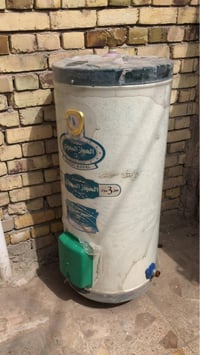 سخان قليل استعمال نقص بس شمعه هيتر سعره ٦٠ الف وبيه مجال 07716211529وا...