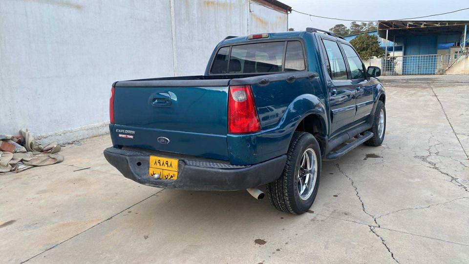 سڵاو
فۆرد ئیکس بلورە،پیکاب،2001،استیرادخاص،اوتوماتیک،
4×4=دەبڵ اکسڵ،سلایت،4تایەی تازەی لەژێرە،
بەشەرتی گێڕومەکینەوتبریدوتحویل وغرامەوهەمووشتێک...لەسلێمانییە
زۆرپاک وجوان ماوەتەوە
73$ومعامەلە،  گۆڕینەوەش ئەکەین
***********    *********** السليمانية, العراق
