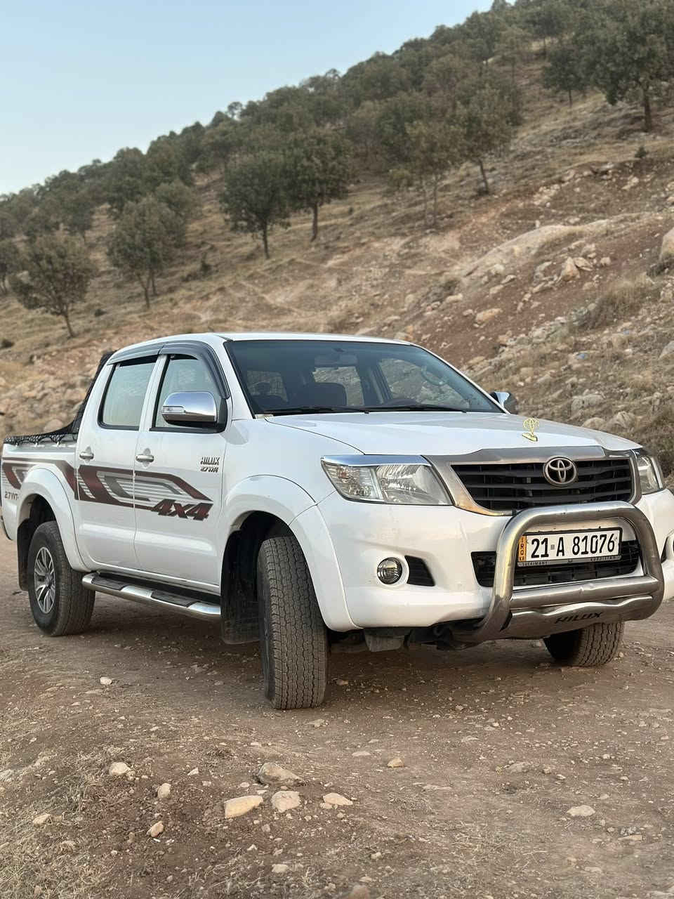 سلام عليكم
تيوتا هيلوكس 4*4فور ويل

موديل2012  ✅     

ماشية 227 الف حقيقي

تخم تاير 🛞

كير عادي 🎚️  

شاشة بلوتوث و كار بلي

اشاير بامري ⁉️

رقم سليمانية ✅

كفالة من الصبغ والتبديل بارد فقط

 📍المكان ديالى 

التواصل ***********
