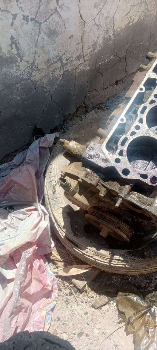 ا سلام عليكم مكينه جينبيH1عوزه فقط كاور محرك بلادي مال شركه ماملعوب بيه سعر 400مكان السماوه_المجد 🤎لستفسار رقم ***********مامتواجد عل فيس ✨
