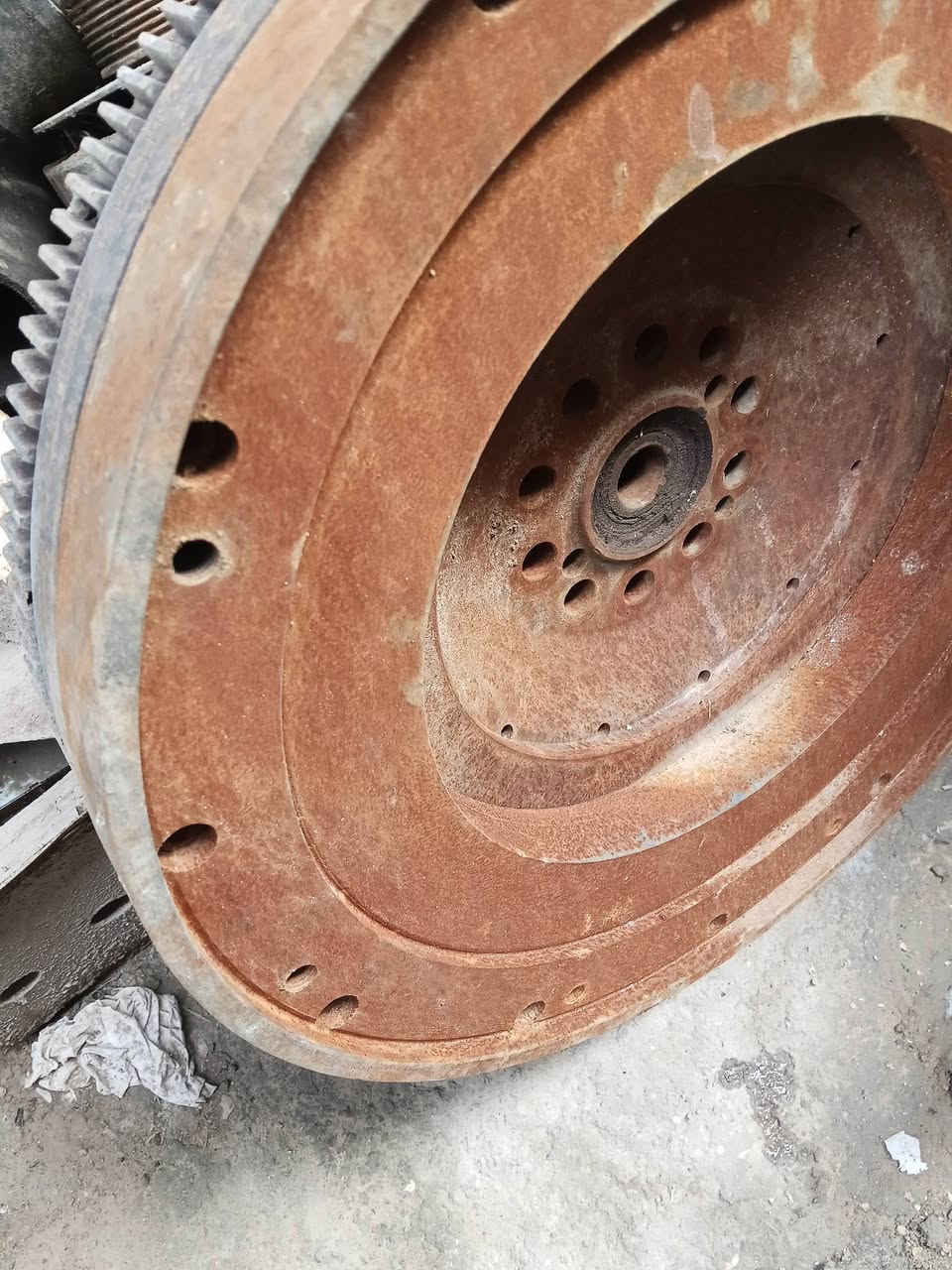 طبكة مع الفلاي ويل كاملة
بومة 124 
كام شفت كورات مع فنديشن
***********
