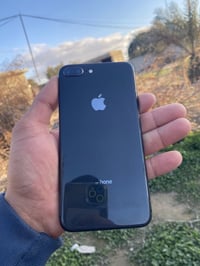 ايفون ٨ بلس • ٢٥٦ • بطاريه ٧٧