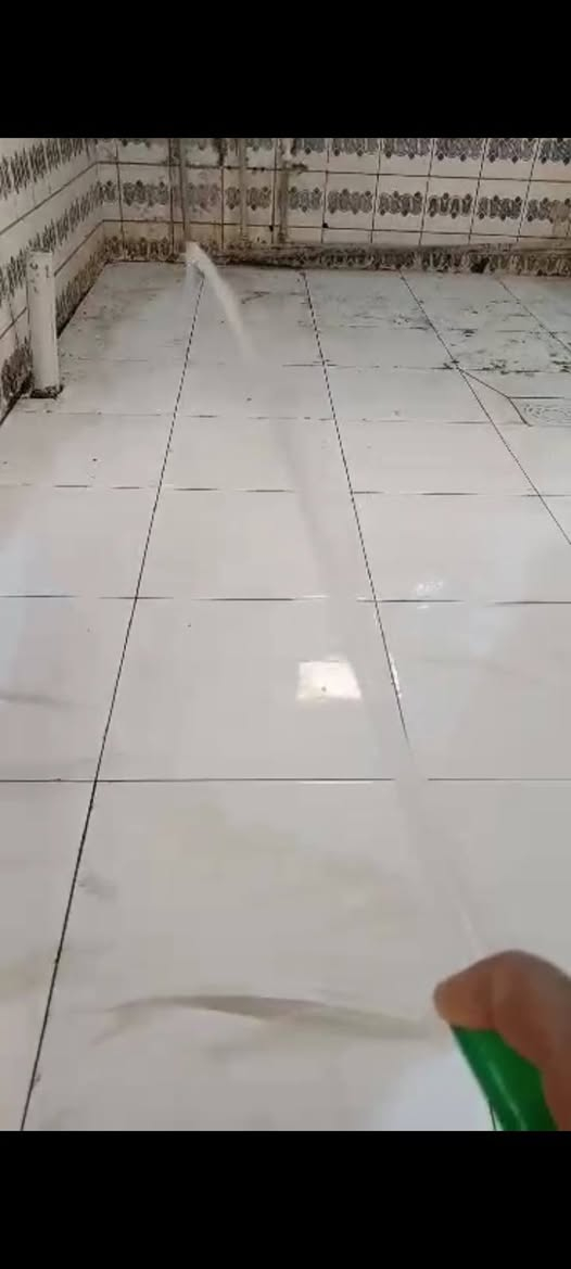 سلام عليكم خلفه سراميك متفرغ شغل استلام مهندس 1ع 1 سكني بغداد رقمي ***********
