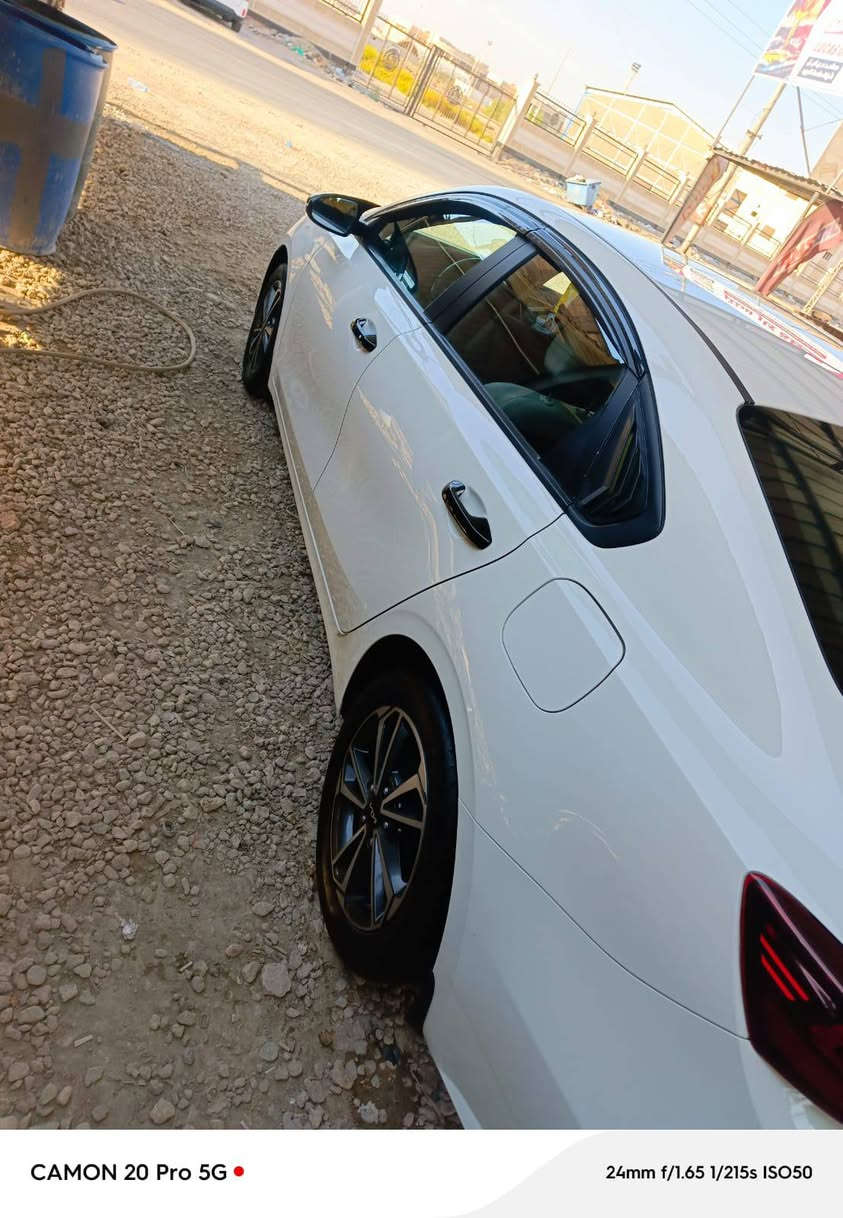 سلام عليكم للبيع سيراتو 2024 مكينه  2000 رقم بغداد بسمي تحويل مباشر نص فول سعر 170 العنوان السماوه  واذا مراوس سيراتو او فورتي تكسي ***********
