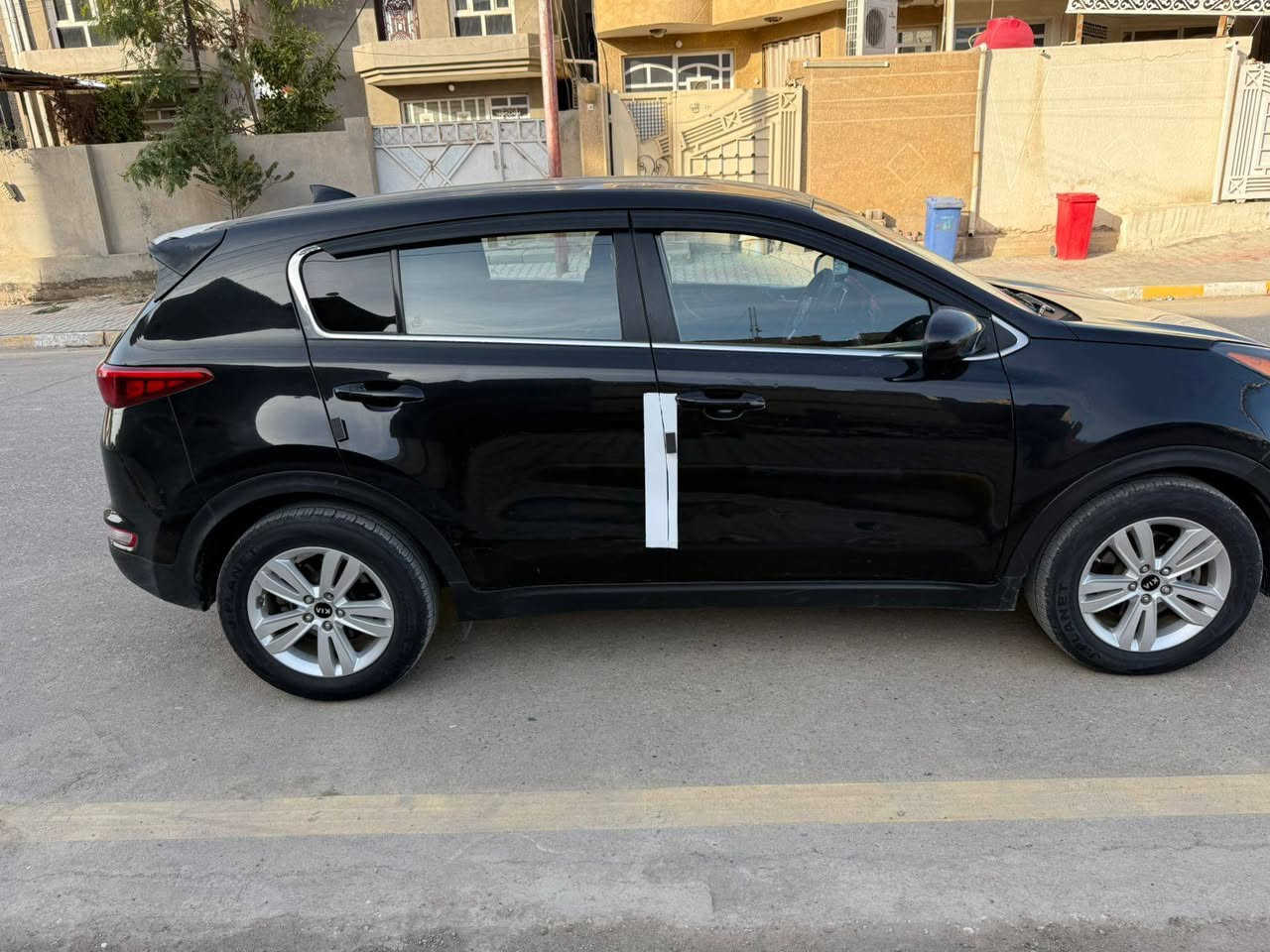 للبيع موديل  2017 وارد أمريكي  مكينه ٢٤٠٠ gdi السياره قطعه وحده فقط جاملغ أمامي بدون دواخل سونار مرفق بالمنشور شوفهن وتصل  السياره جديده كير محرك لغود شواصي كله كفاله تخم تاير وباتري وحداديه
كله جديد سياره جاهزه كلشي متصرف عليهه السعر 142
وبيهه مجال مكانه واسط قضاء الصويرة قرب المستشفى 
***********
