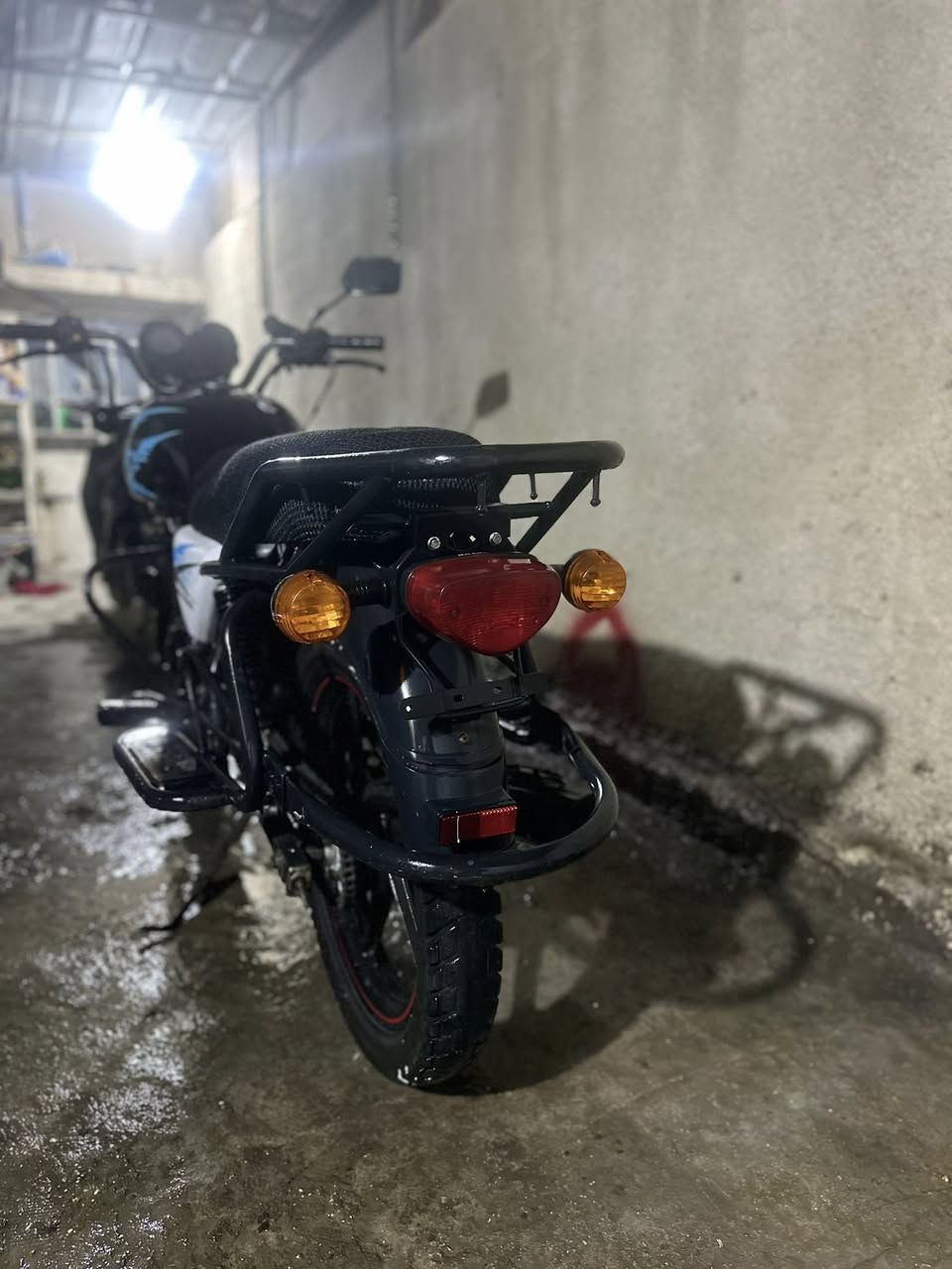 دايوان نفخ جبلي موديل 2023 للبيع مابيهة اي نقص كاملة من كلشي دراجه مشتغله قليل نظافه كدامكم ((( اوراق سكنر مكفولة سرقة قانونياً وعشائرياً ))) *********** /// العنوان بغداد مشتل /// السعر مليون وبيهة مجال
