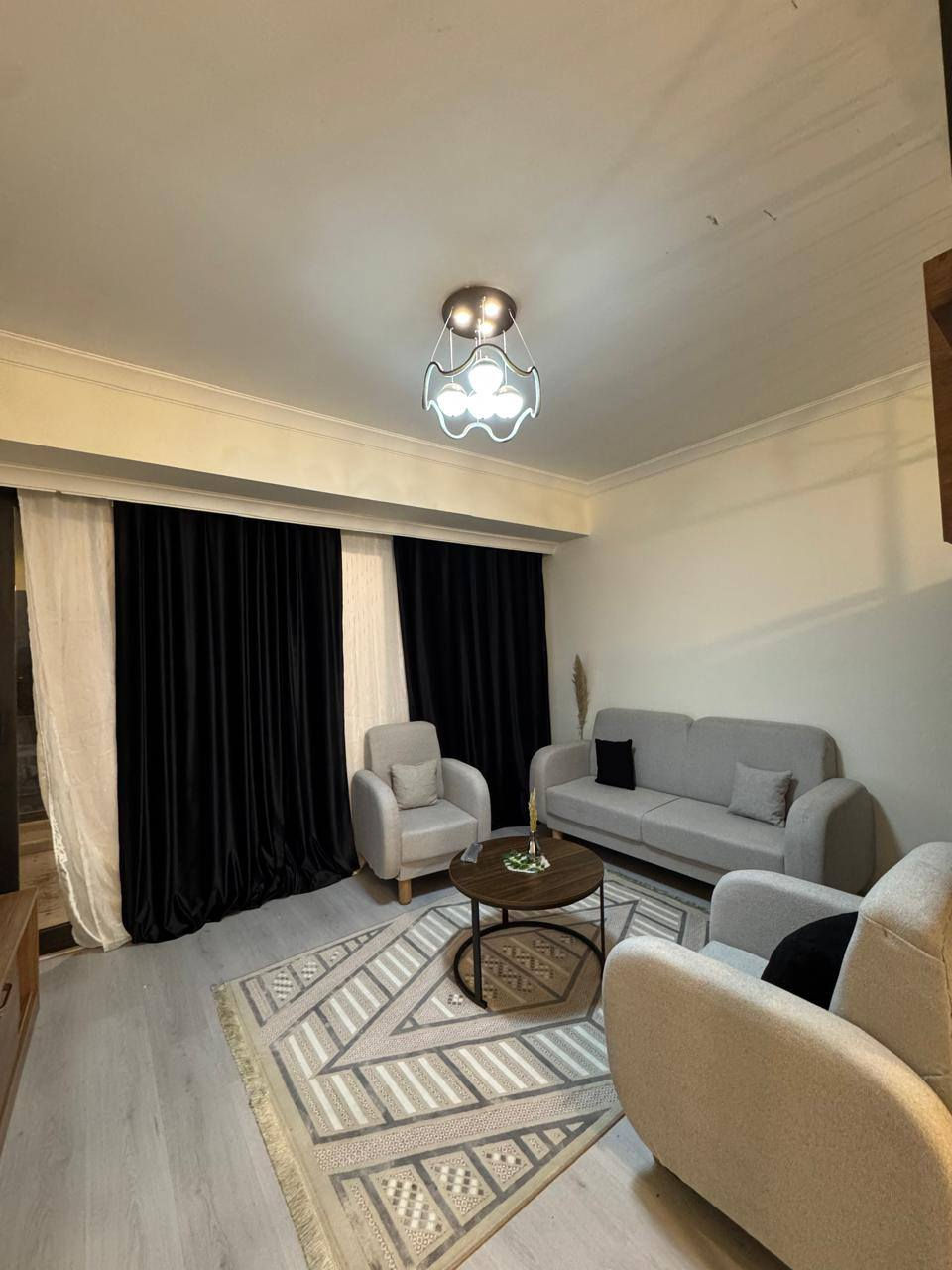 شووقەی کرێمان بەردەستە لە پڕۆژەی لالاڤ توين تاوەرز له دووسايدى روناكى  (بەتاڵ و ئەساس) بە ڕووبەری جیاواز. بۆ زانیاری زیاتر دەتوانن نامە بنێرن یان پەیوەندی بکەن.
***********
***********

​ تتوفر شقق للإيجار في مشروع (لالاف توين تاورز) سايدين روناکي.
​الحالة متوفرة (فارغة) و (مؤثثة).
​المساحات مساحات مختلفة ومتنوعة.
​للمزيد من المعلومات أو الاستفسار، يرجى إرسال رسالة أو الاتصال بنا.
***********
*********** أربيل, العراق
