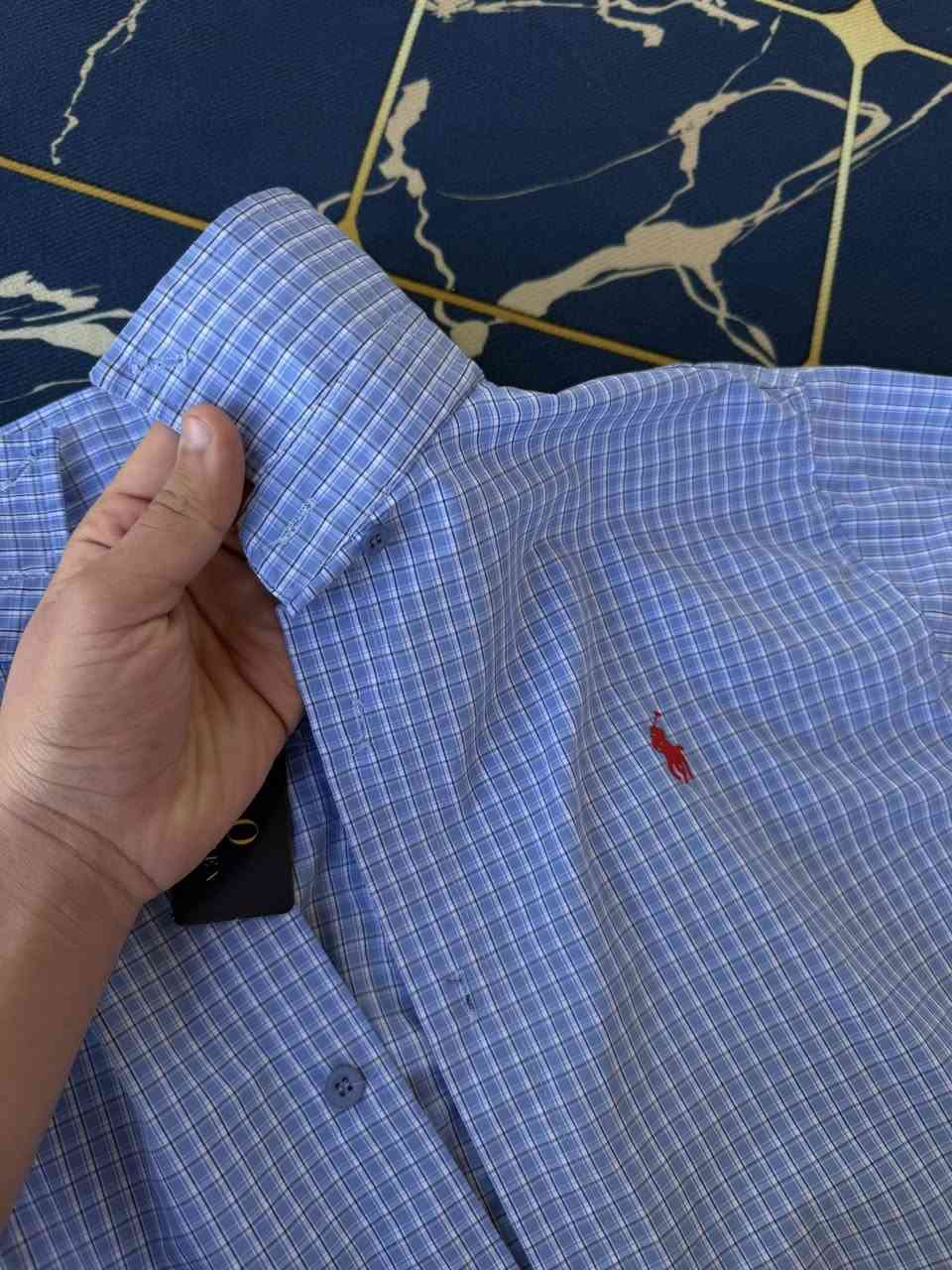 مساء الخير ✨
قميص بولو لوغو تطريز 
كوالتي عالي 
جملة فقط 
السيري خمسات 
توصيل جميع المحافظات 
راسلني خاص و تدلل


**إذا كنت صاحب هذا الإعلان وتريد حذفه لأي سبب، رجاءا أرسل رسالة إلى الدعم الفني**