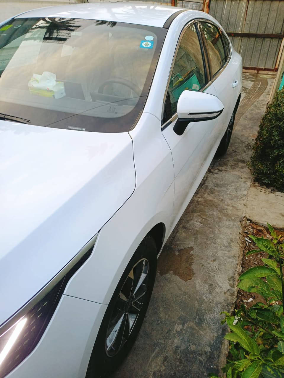 بي واي دي للبيع ومرقمه وكامله مكمله السعر 20قفل ***********
