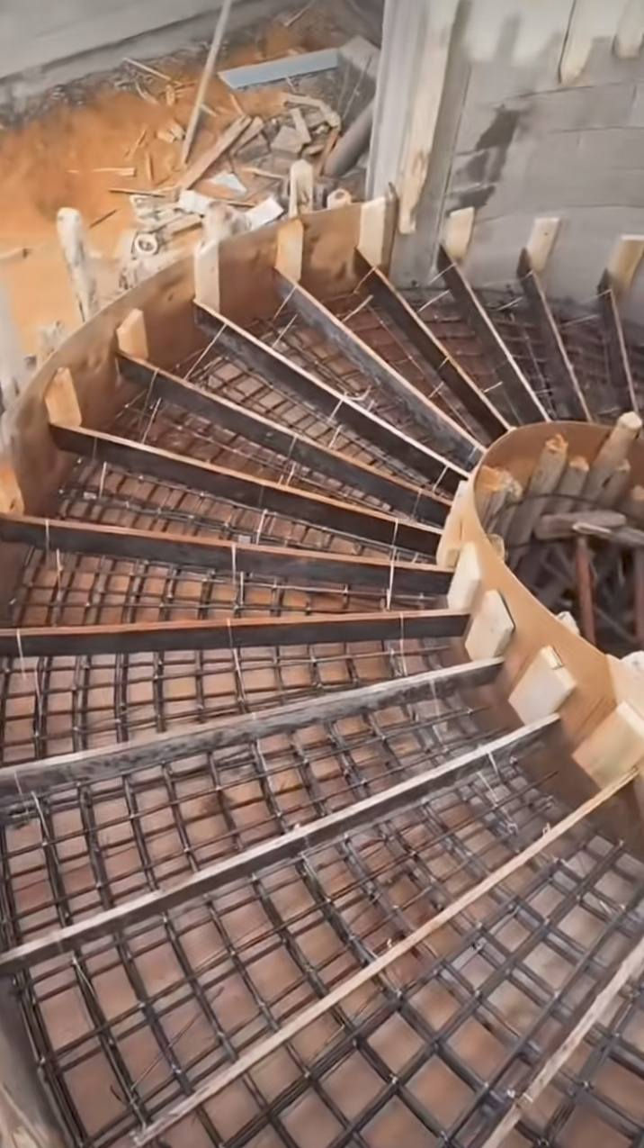 الي يريد نجار شغل رقم وحد شرط وسعر مناسب،،، ***********
