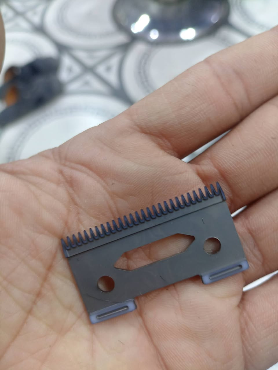 شباب منو يفيدنه
موس تدريج فقط الزغير 50 قطعه موس جوكر يرهم عل جميع المكائن
احسبله القطعه الفين
 والبقيه اطيهن بلاش اذا شلع 
وخرائط مااعرف مال يامكينه
وربل وسبرنك الي يفيدنه
يراسل خاص او يتصل ***********7
