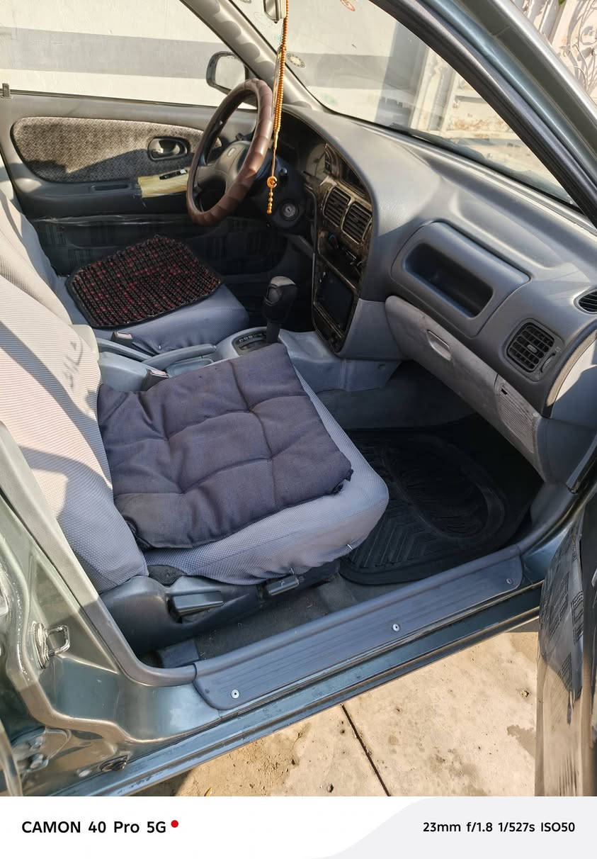 السلام عليكم ورحمة 
برتون الموديل 2005
مشروع وطني السنويه 30 دفتر بنزين 
العنوان كركوك 
رقم الهاتف  ***********
رقم السياره كركوك 
السعر 48 بيه مجال
