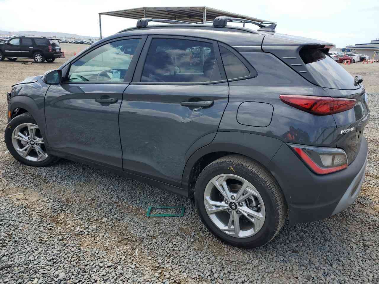 سلام عليكم كونا موديل ٢٠٢٣فول مواصفات محرك ٢٠٠٠دوش رقم اربيل جديد هزه وفحص جديد حادث مرفوق بل منشور لسياره بدون صبغ وبارد ماشيه ١٥//الف جديده لسيار بسمي تحويل بشرط مكان لسياره بغداد الصليخ ***********
