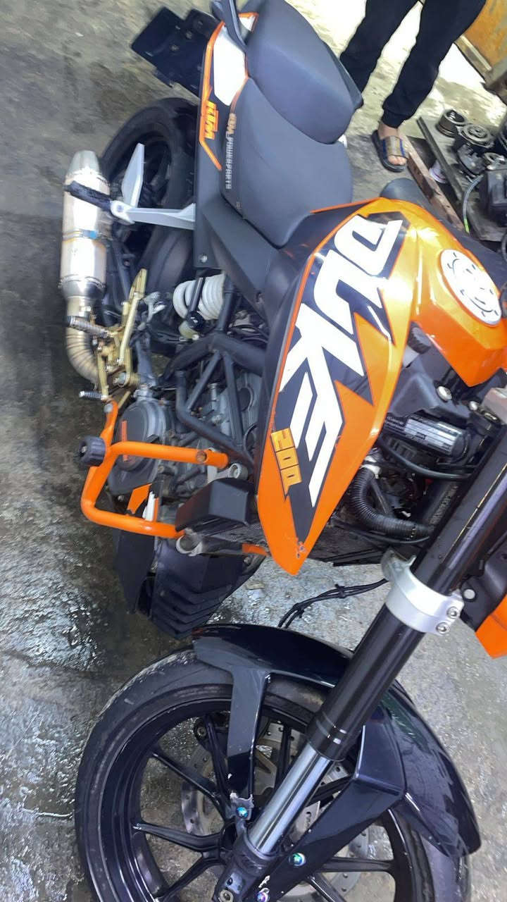 سلام عليكم 
 كي تيم مديل 18 بلاديه عليهة تزويد يدات تدفه صالنصه رياضي  دوسات رجل رياضي

العنوان بغداد المنصور 

للاتصال على الرقم ***********
