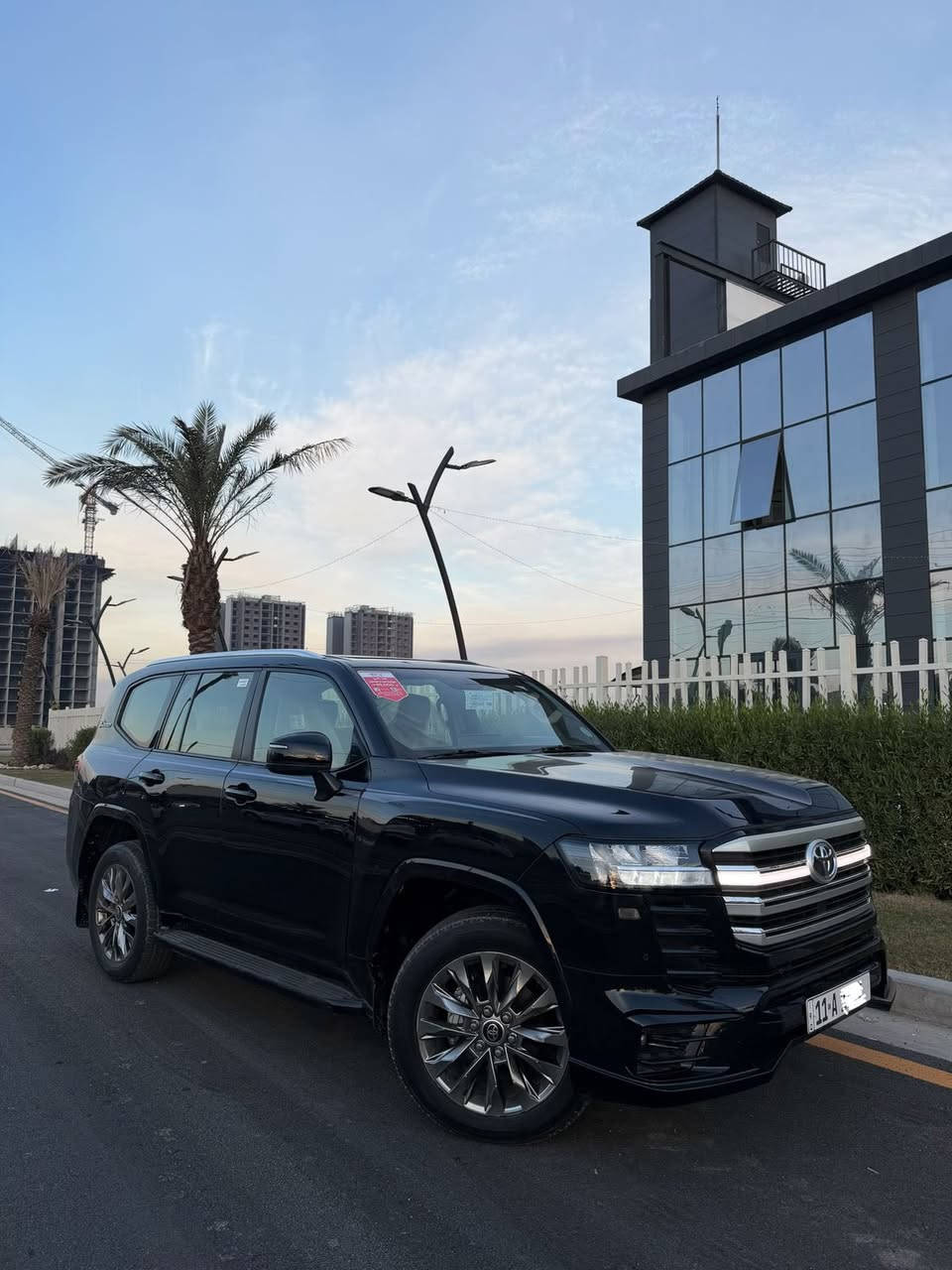 سلام عليكم
لاندكروز 2022 gxr اسود

رقم مميزز بغداد بسمي 

بضمان شركة ساز  

مااشيه 53 حقيقي

مكينة 6سلندر ٤٠٠٠ تنفس طبيعي

رقم بغداد  باسمي

مواصفات 

بصمة 

تشغيل عن بعد 

5 بصمات ابواب

باب خلفي كهربائي 

كراسي اثنين كهربائي 

كشنات جلد بيجي 

تدفئة تبريد كشنات 

شاشة لمس

3 شاشات ايباد تطبيق

تحكم ستيرن جهتين 

طفايه 

ثلاجه 

فتحه 

شاحن لاسلكي

هاند بريك بصمة

حساس امامي خلفي 

المري شفط 

تحكم كهربائي بالمري 

وبعد بي هواي مواصفات 

السونار موضح بصور 

السعر 530 وبيها مجال

بسيط 

السيارة شركة تويوتا ساز 

العنوان/  بغداد الكرخ

للتواصل ***********
