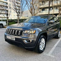 جراند شيروكي • V6 ٣٦٠٠ • ٤+٤