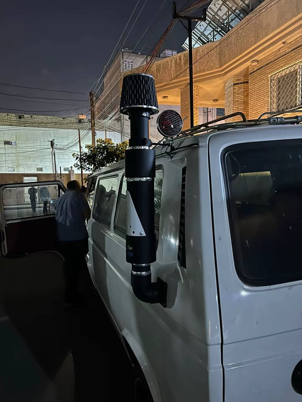 السلام عليكم للديكور فقط للجميع سيارات الحمل والنفرات والتكاتك سعر القطعه 40 الف للتواصل ***********
