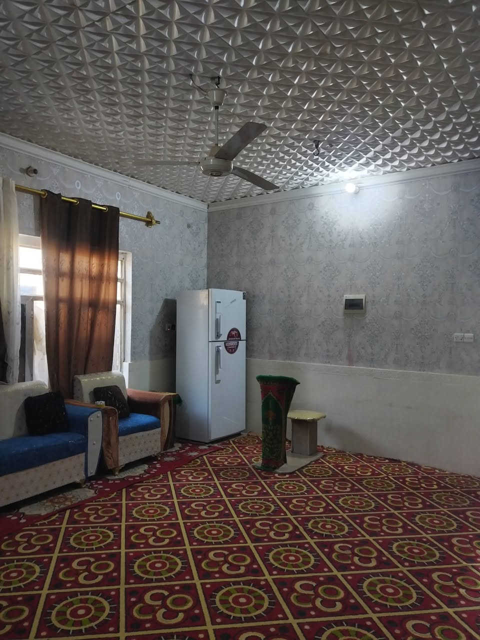 سلام عليكم بيت للبيع مساحه 200 موقع حي شعب للستفسار
***********
