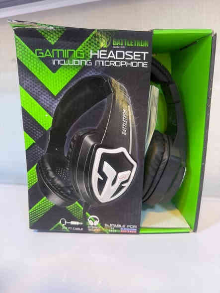 سماعات گيمنك /مايك /جويستكات گيمنك/كاميرات طاقه شمسيه 
للاستفسار ***********
