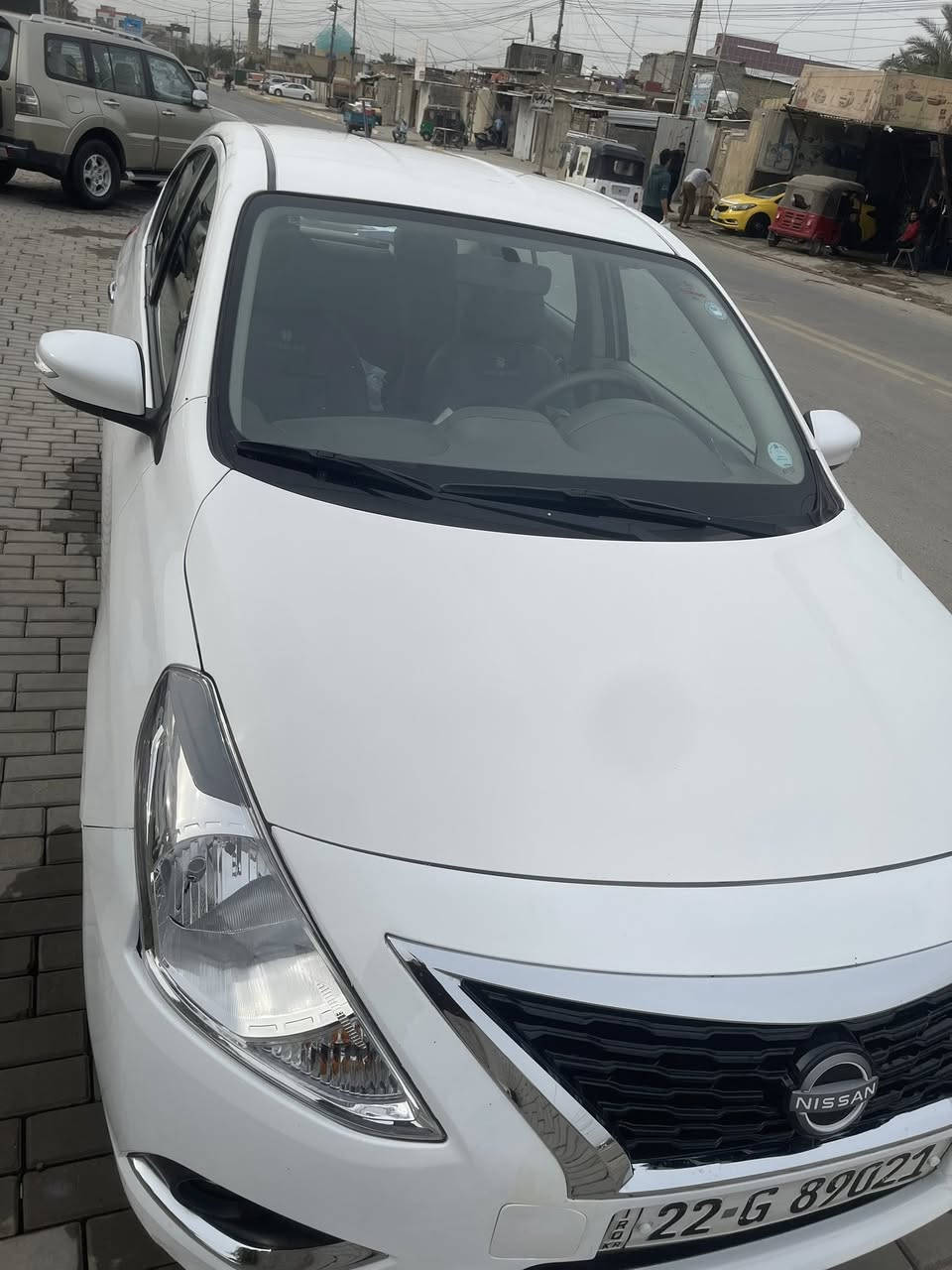 السلام عليكم ورحمة البيع نيسان سني فول موصفات موديل ٢٠٢٤ مقفوله من الصبغ ولا تبديل بيه شويه بارد بينه بلصور بس هذني تخم تايرات تفاصيل داخل صور السعر  ١٢٢ رقم *********** $. ***********
