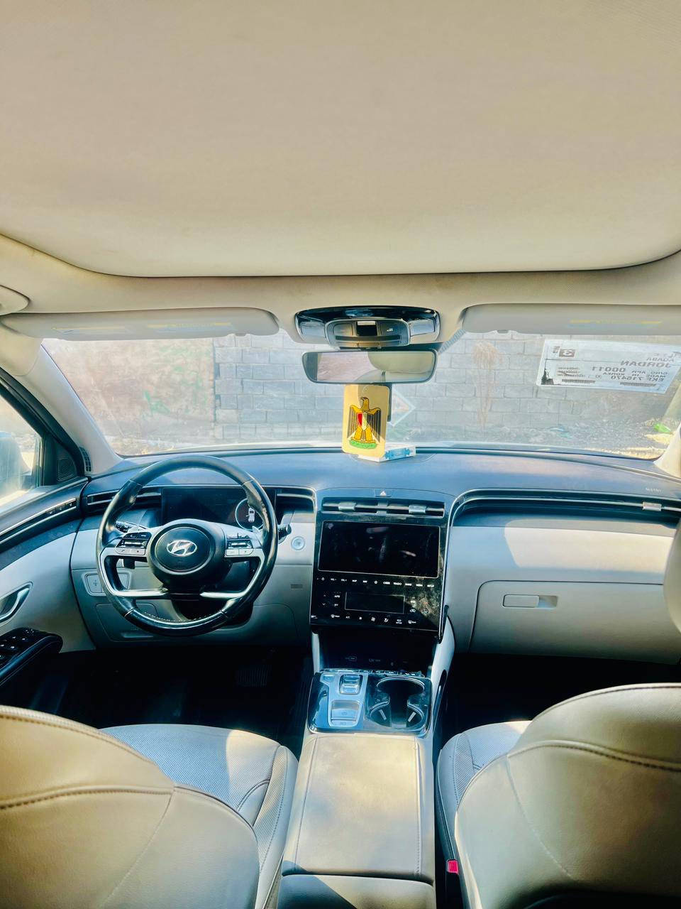 .هونداي توسان بانزين
سعر 170 وبيه مجال 
هاتف ***********
موديل2022
....لمتد فوووول مواصفات بانوراما 
......... أعلى فئة بالتوسان جديدة جدَّاا 
محرك 2.5

..داخل جلد ابيض
 
......المواصفات 
.... لمتد vip فول الفول أمريكي  
‏.............. LIMITED VIP
1- بصمة تشغيل 
2- بصمة أبواب لمس دخول ذكي 
3- بنوراما على طول السيارة 
4- صندوق كهرباء شفط 
5- كامرات 360 درجة
 ( جانبية - أمامية - خلفية ) 
6- كامرات مع الأشارة 
7- السيارة تتقدم وترجع بالبصمة 
8- تبريد وتدفئة بالكشنات كشنات أمامية وتدفئة بالكشنات الخلفية
9- رادرات وسياقة ذاتية 
10- الكشنات الأمامية كهرباء 
11- أضواء محيطية 
12- كشنات خلفية هيتر 
13- مرايات تعتيم ذاتي 
14- أبل كار بلي 
15- أندرويد أوتو 
16- شاشة دجيتل 3 أشكال للقيادة 
17- أشاير ترحيب 
18- أضواء أمامية LED زنون 
19- أضواء خلفية LED
20- نظام سماعات BOOS
21- فول أوامر صوتية 
22- جامات أوتو 
23- قطعتين تبريد 
24- إشارات ب المري
25- كير دگم 
26- شفتات ستيرن 
27- تحكمات ستيرن 
28- السيارة تو ويل 
29- هاند بريك بصمة 
30- شحن واير ليس 
31- منافذ شحن 
32- أوتو هولد 
33- تشغيل عن بعد 
34- السيارة أوتو بارك 
35- حساسات أمامية 
36- حساسات خلفية 
37- گير ٣أنظمة أيكو وسبورت ونورمل 
38- رادار أمامي رادار خلفي رادار جانبي 
39- نقطة عمياء
