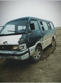 سياره كيه بسته مويل 90 رقم احمر سياره مانقصه شي كبل لشارع السعر 14  رق...