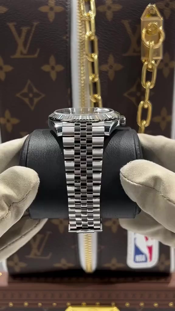 شنو رأيك بهاي الساعة؟ 😎
توصيل لكل العراق 🚚
الدفع عند الاستلام 💰
اكتب (اريد) بالكومنت 👇
https://vt.tiktok.com/ZSHd3hyQG/


**إذا كنت صاحب هذا الإعلان وتريد حذفه لأي سبب، رجاءا أرسل رسالة إلى الدعم الفني**