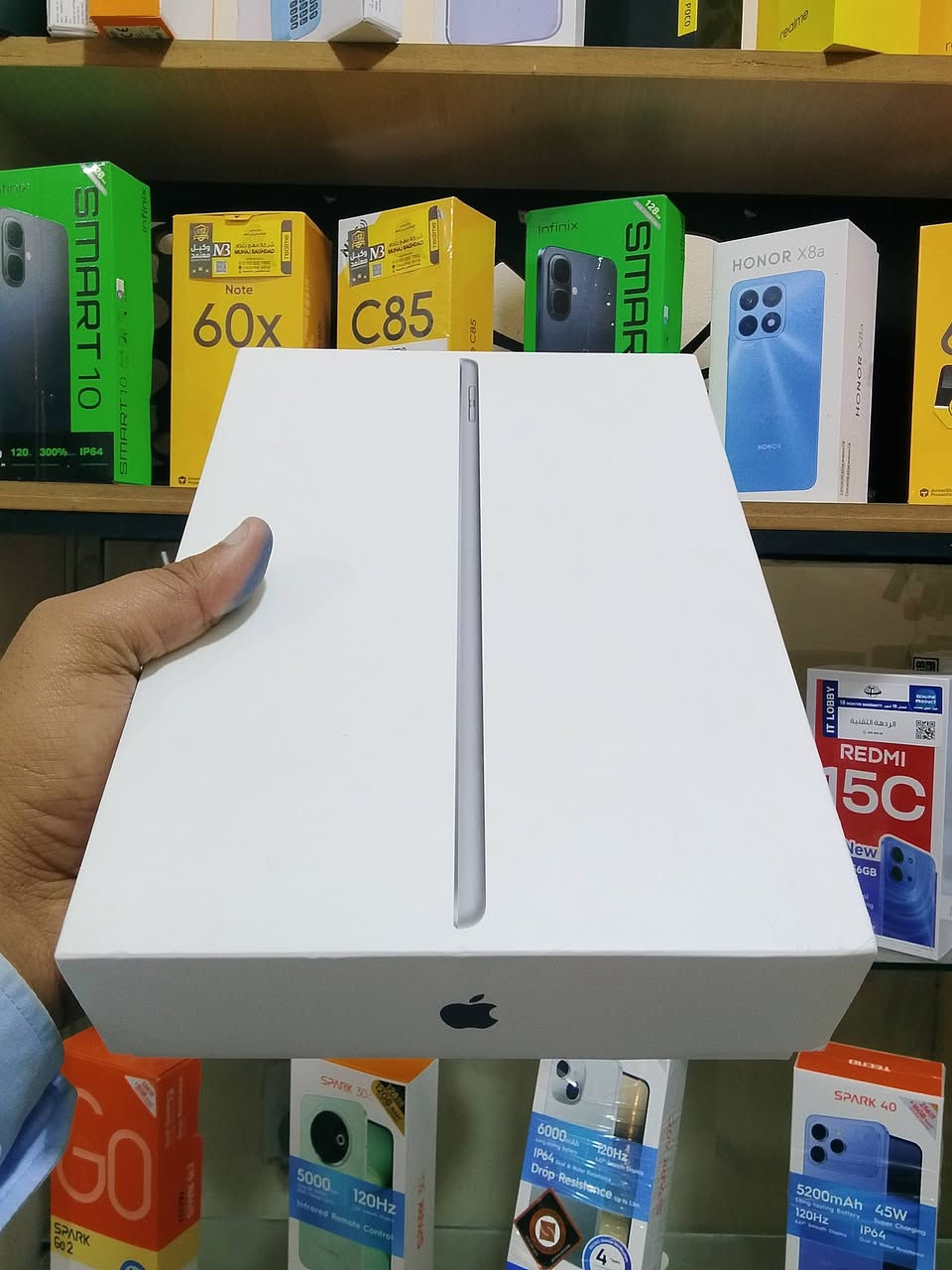 ايباد 9
ذاكرة 64 
بطارية 86 
مكفول من كلشي مع كافة ملحقاتة 
يتوفر توصيل للجميع المحافظات.


**إذا كنت صاحب هذا الإعلان وتريد حذفه لأي سبب، رجاءا أرسل رسالة إلى الدعم الفني**