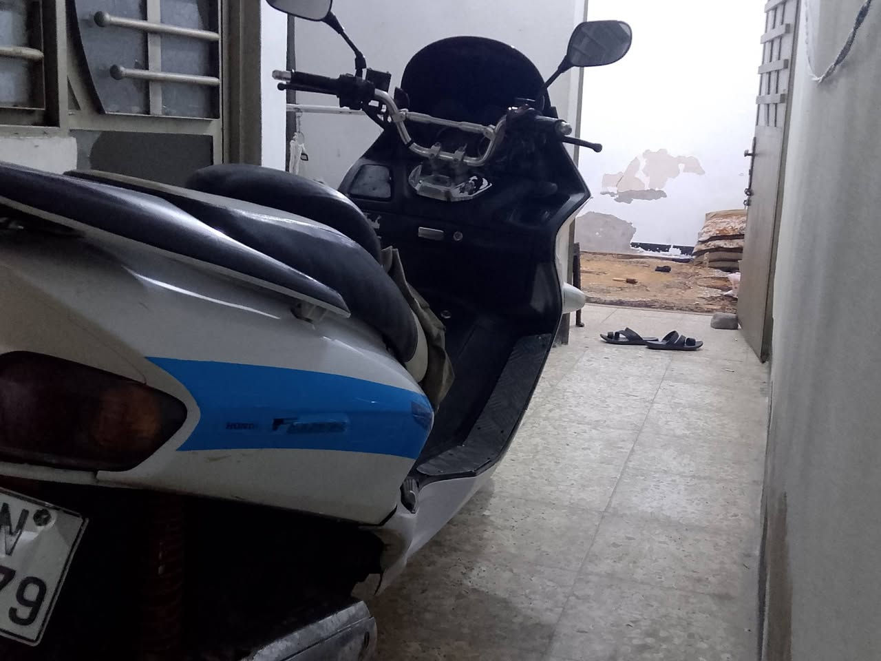 اللهم صلى على محمد وال محمد 

فورزا 06 سويج نضام abs 
نظافة الدراجة واضحة بالصور 
مكينة مكفولة شرط ترايك الاربيل 
اوراق منفيس ومكاتبه 
كهربائيات شغالة لايت +اشاير 
تجي وتفحص تاخذ من البيت 
العنوان بغداد الشعب ***********
