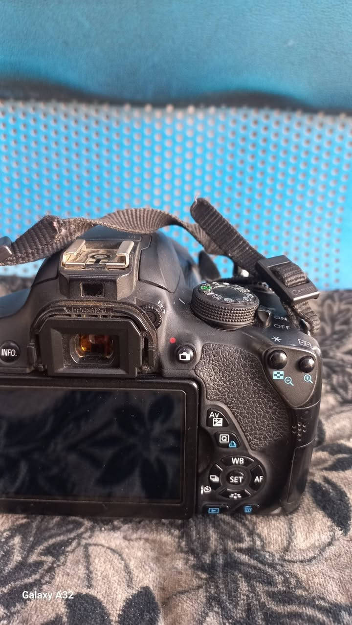 كامرة كانون ٧٠٠ دي عدستين توصيل متوفر السعر بالفديو موجود


**إذا كنت صاحب هذا الإعلان وتريد حذفه لأي سبب، رجاءا أرسل رسالة إلى الدعم الفني**