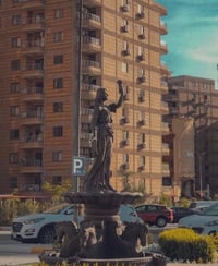 توجد شقة ١٦٣م  مجمع الايادي بسكولاته...  تحتوي على ٣ غرف نوم وصالة ومط...