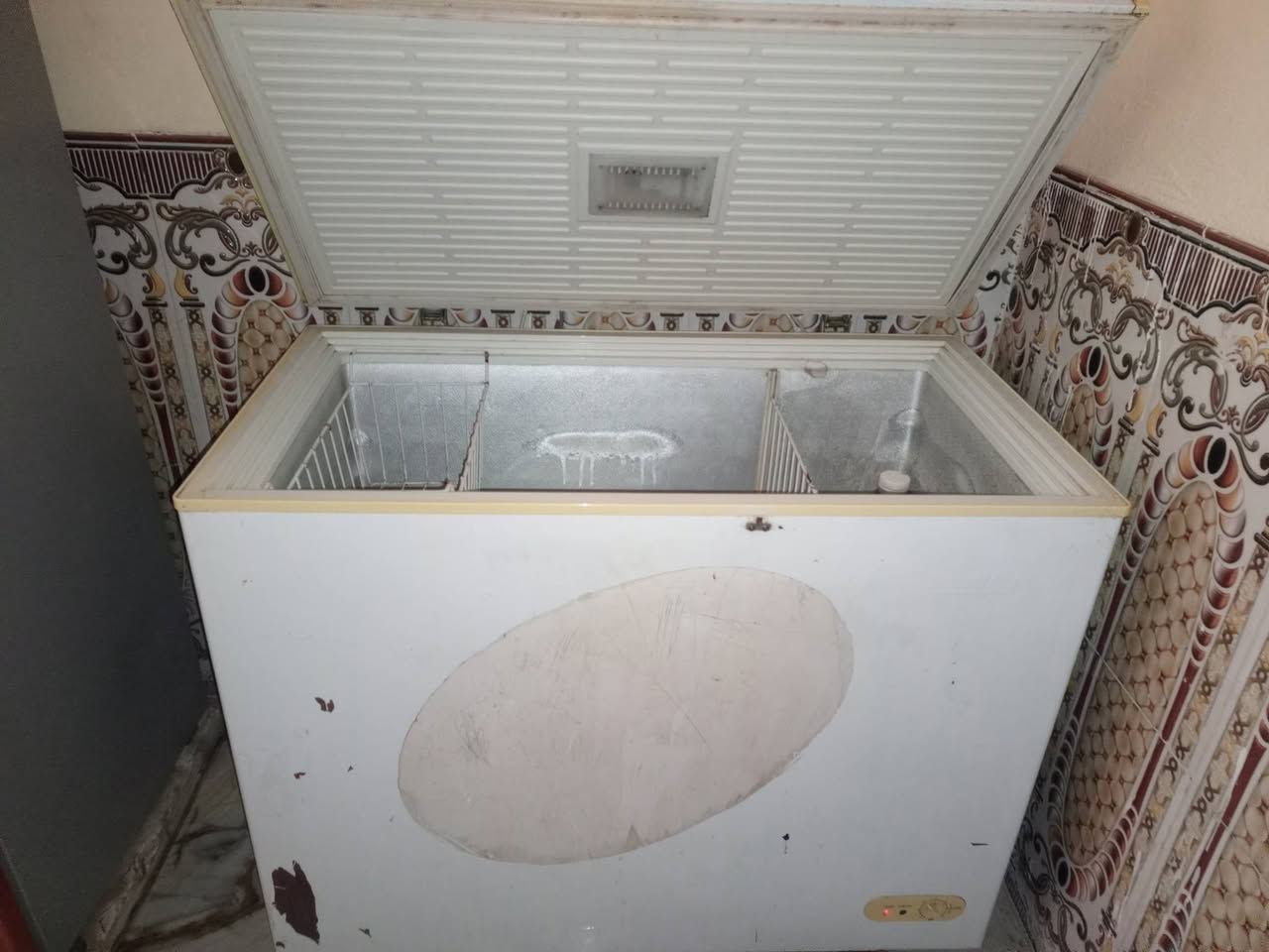 مجمده نظيفه فحص علشرط
***********
الديوانيه طريق سيد محيل قرب مجمع الاميرات
