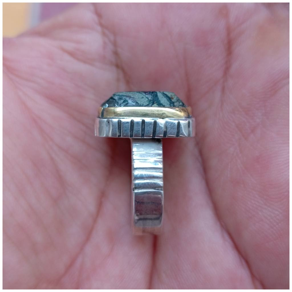 ***********يماني قنداش قديم مصور رباني صياغة يدوية السعر على الخاص العنوان ناصرية موبايل *********** ناصرية, ذي قار
