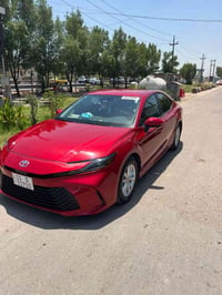 🚗 للبيع:  #تويوتا كامري هايبرد 2025  الموديل: 2025  الممشى: 22 ألف كم ...