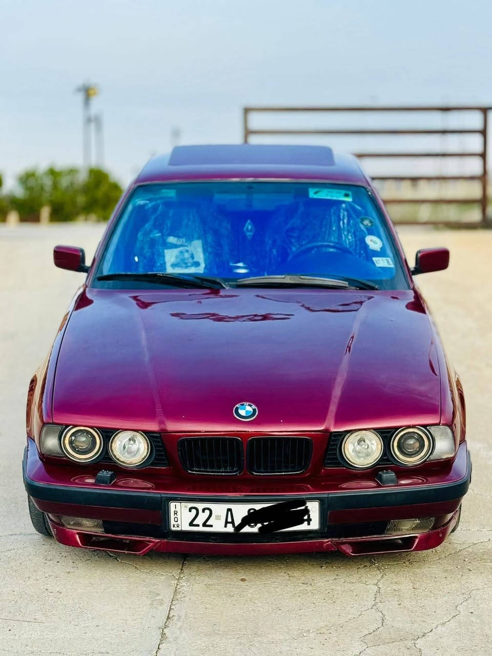 بسم الله الرحمان الرحيم BMW  محرك 525 بلادي كير اتومتيك موديل 1992مواصفات فول فول سلايت ايبيس قفل مركزي زينون كشنات كهربائية تبريد مركزي استري كهربائية داخل صاج كير محرك صدر تايرات كهربائية تبريد شرط سنوي جديد رقم دولي اخوان شراي خابر تدلل عنوان كركوك.  ***********.  ***********.
