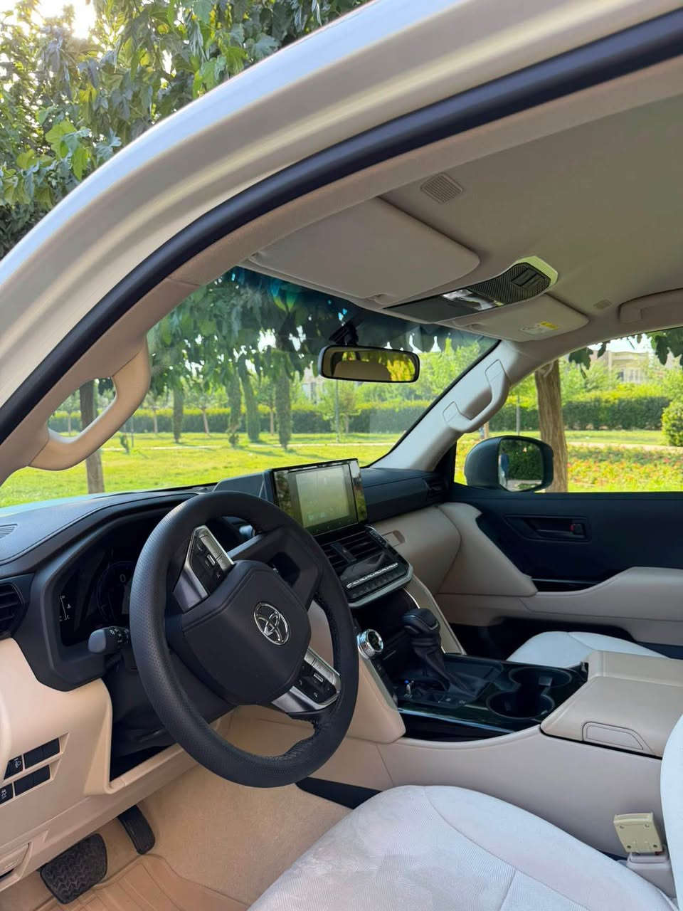 Toyota Land Cruiser GX
مۆدێل 2025 تەبرید مەرکەزی شەریکەی جیهان 
هیچی نییە ٣،٠٠٠ کیلۆ مەتر ڕۆییە 

*********** أربيل, العراق


**إذا كنت صاحب هذا الإعلان وتريد حذفه لأي سبب، رجاءا أرسل رسالة إلى الدعم الفني**