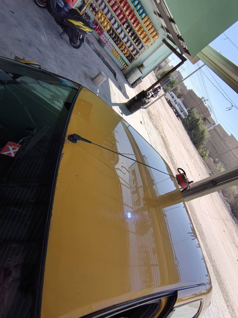 سلام عليكم 405 بيجو 
موديل2012 سياره حلوه بديها حلو   
سياره يرادلها تجفيت بيها خيط  تبخير 
سعر ٣٧ بيها مجال 
***********
***********
