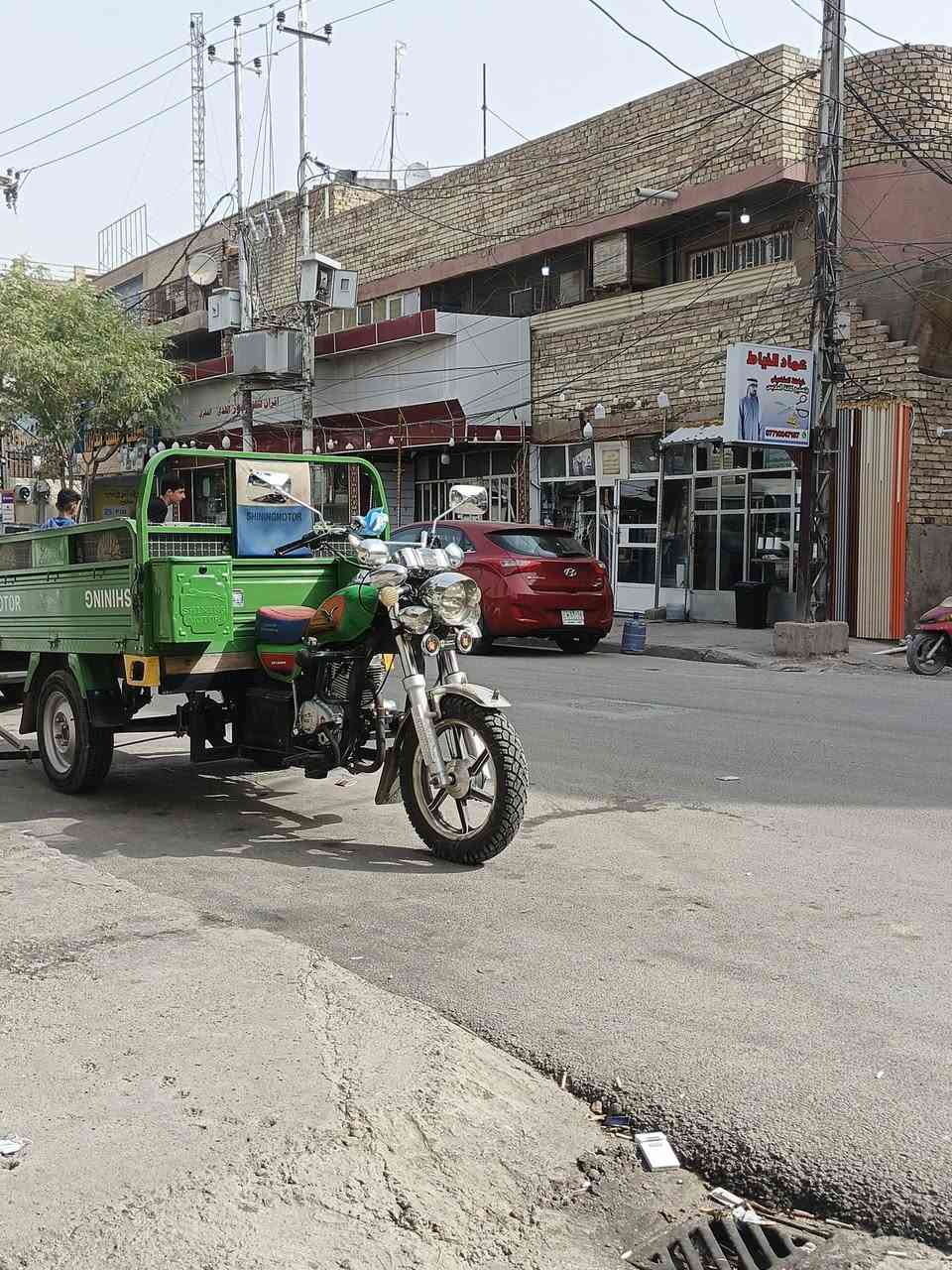 السلام عليكم     ستوته لنقل اثاث وشيلات بيوت وانقاض
وتنضيف بيوت وسطوح تواصل ***********
