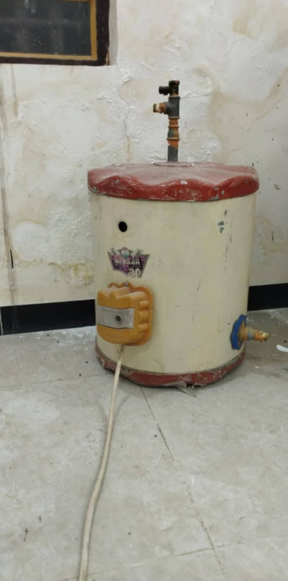 للبيع  السخان  ب35  الكاونتر قطعة وحده سعره 45


**إذا كنت صاحب هذا الإعلان وتريد حذفه لأي سبب، رجاءا أرسل رسالة إلى الدعم الفني**